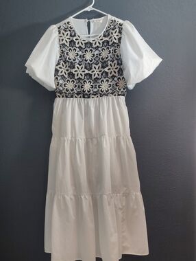 BiBi floral Black Creme Crochet Bodice tiered Midi Dress White